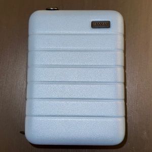 New Away Mini suitcase